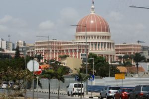 Read more about the article Lei dos Contratos Públicos passa na especialidade