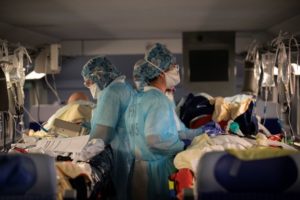 Read more about the article Crescente evidência mostra que covid-19 também causa danos no coração, nos rins, fígado e intestino