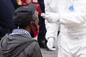 Read more about the article Estados Unidos com 850 mortos e mais de 63 mil infeções nas últimas 24 horas