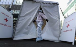 Read more about the article Óbitos relacionados com a pandemia na Rússia em abril aumentam mais do dobro