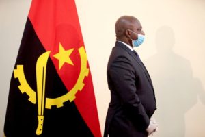 Read more about the article Téte António representa Chefe de Estado nas exéquias do Presidente da Tanzânia