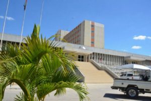Read more about the article Jovem médico afastado por trabalhar embriagado