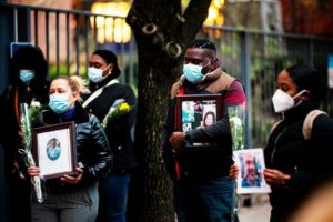 Read more about the article Estados Unidos registam 103.389 mortes e 1,75 milhões de casos