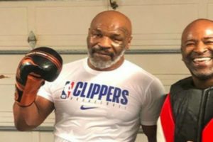 Read more about the article Mike Tyson regressa aos ringues aos 54 anos para combate de exibição