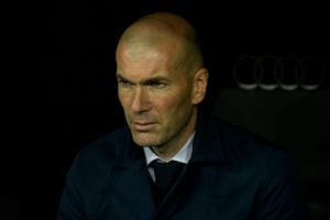 Read more about the article Real Madrid vai “dar tudo para ganhar” um título, avisa Zidane