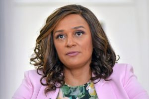Read more about the article Tribunal francês dá razão ao Estado angolano no processo arbitral contra Isabel dos Santos