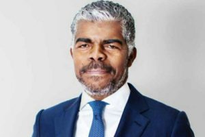 Read more about the article Ministro aconselha empresas a recorrer ao pacote de alívio económico