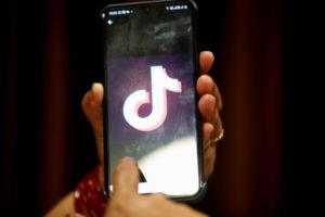 Read more about the article Amazon pede a funcionários que apaguem TikTok dos celulares