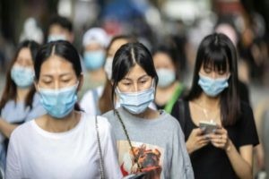Read more about the article China testa milhões e impõe bloqueios após detetar surtos em três cidades