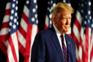 Read more about the article Trump anuncia nova ajuda ao setor agrícola de 13 mil milhões de dólares