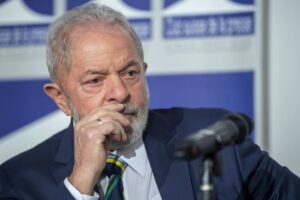 Read more about the article MP do brasil acusa ex-PR Lula da Silva de branqueamento de subornos da Odebrecht