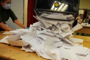 Read more about the article União Europeia reclama contagem “precisa” dos votos nas eleições na Bielorrússia