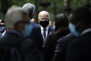 Read more about the article Biden acusa Trump de nomear juíza para o Supremo para eliminar Obamacare