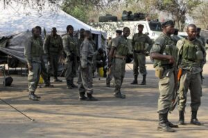 Read more about the article Grupo armado ataca veículos e mata quatro pessoas no centro de Moçambique