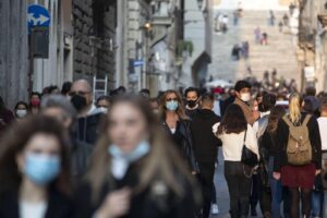 Read more about the article Espanha tem hoje mais de 10.000 novos casos e quase 300 mortes