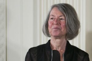 Read more about the article Prémio Nobel da Literatura atribuído à poeta norte-americana Louise Gluck
