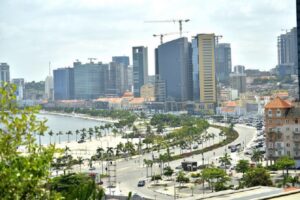 Read more about the article Recessão, descida do rating e pandemia dificultam privatizações