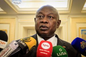 Read more about the article Parlamento da Guiné-Bissau desafia deputados a aumentarem para 900 euros remuneração a antigos combatentes