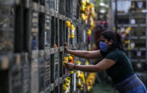 Read more about the article Brasil regista 188.259 óbitos e mais de 7,3 milhões de casos