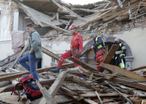 Read more about the article Sobe para seis o número de mortos em sismo na Croácia