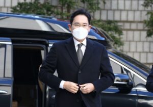 Read more about the article Tribunal condena herdeiro do império Samsung a dois anos e meio de prisão