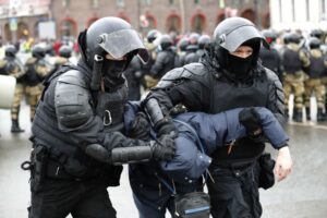 Read more about the article Polícia russa detém mais de 4.000 manifestantes