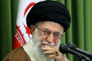 Read more about the article Twitter suprime mensagem do guia supremo iraniano contra vacinas ocidentais