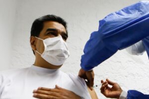 Read more about the article Venezuela disponível para trocar petróleo por vacinas