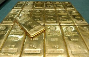 Read more about the article Ouro cai para mínimo desde junho devido à subida dos juros das dívidas soberanas