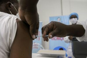 Read more about the article Instituto Tony Blair alerta para risco de variante Delta em África