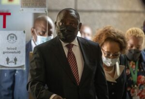 Read more about the article PR da África do Sul diz que “corrupção” não conta com apoio e proteção do partido no poder