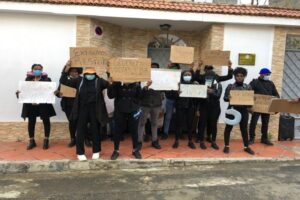 Read more about the article Bolseiros angolanos na Argélia regressam ao país em abril