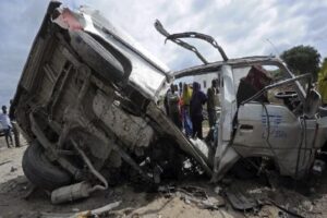 Read more about the article Explosão de mina deixa 15 morto na Somália
