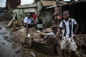 Read more about the article Chuva em Luanda provoca desabamento de residências