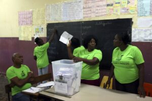 Read more about the article Governo são-tomense pede ajuda aos doadores para realizar eleições presidenciais