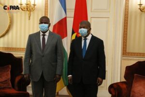 Read more about the article Presidente da República Centro Africana está em Luanda