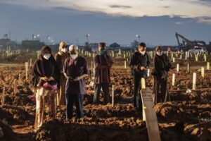 Read more about the article Pandemia já matou menos 3.974.841 pessoas em todo o mundo
