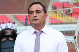 Read more about the article Interclube rescinde com Beto Bianchi