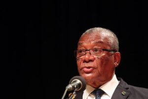 Read more about the article Presidente são-tomense teve alta médica após operação a hérnia