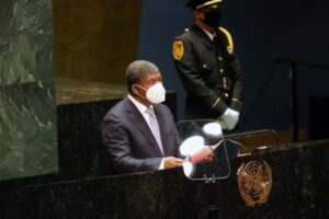 Read more about the article Desigualdade na administração de vacinas é chocante – João Lourenço