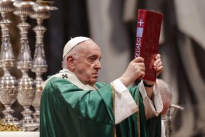 Read more about the article Papa considera “escandaloso” que países gastem fortunas em armamento