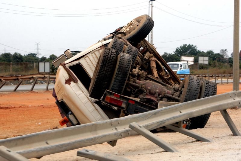Angola regista média diária de 10 mortes por acidentes de viação – polícia