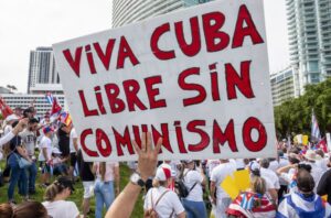 Read more about the article Espanha, UE e partidos pedem a Havana que devolva credenciais a jornalistas da Efe