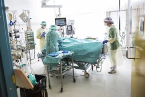 Read more about the article Aumento de casos deixa Dinamarca em risco de colapso nos hospitais