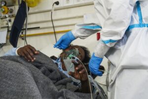 Read more about the article Mortes em África por Covid-19 deverão cair 94% este ano face a 2021