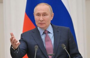 Read more about the article Putin diz que Moscovo continuará a atacar infraestruturas de energia ucranianas