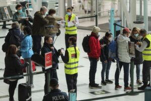 Read more about the article Dispensa de teste negativo para entrar em Portugal em vigor na segunda-feira