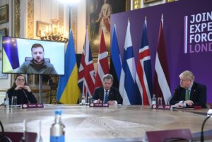Read more about the article Zelensky reconhece impossibilidade da adesão do país à NATO