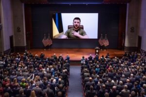 Read more about the article Zelensky exige à Rússia “restauração da integridade territorial”