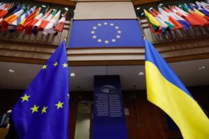 Read more about the article Líderes dos 27 países da UE decidem hoje estatuto de candidato para Ucrânia